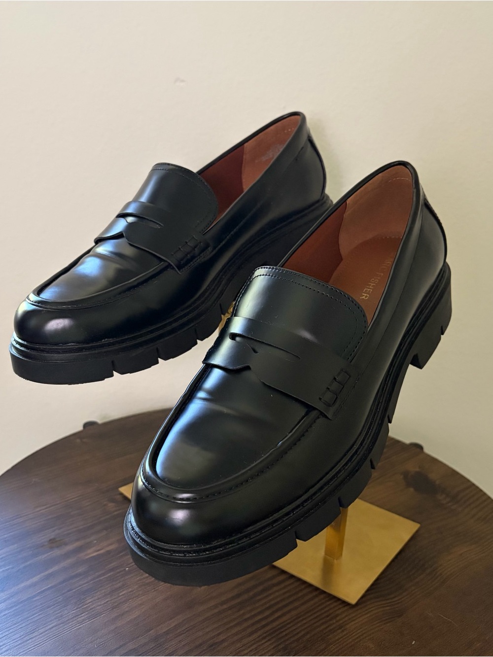 ⁠Marc Fisher Cube Black Lug Sole Platform Loafers Size 10M⁠
